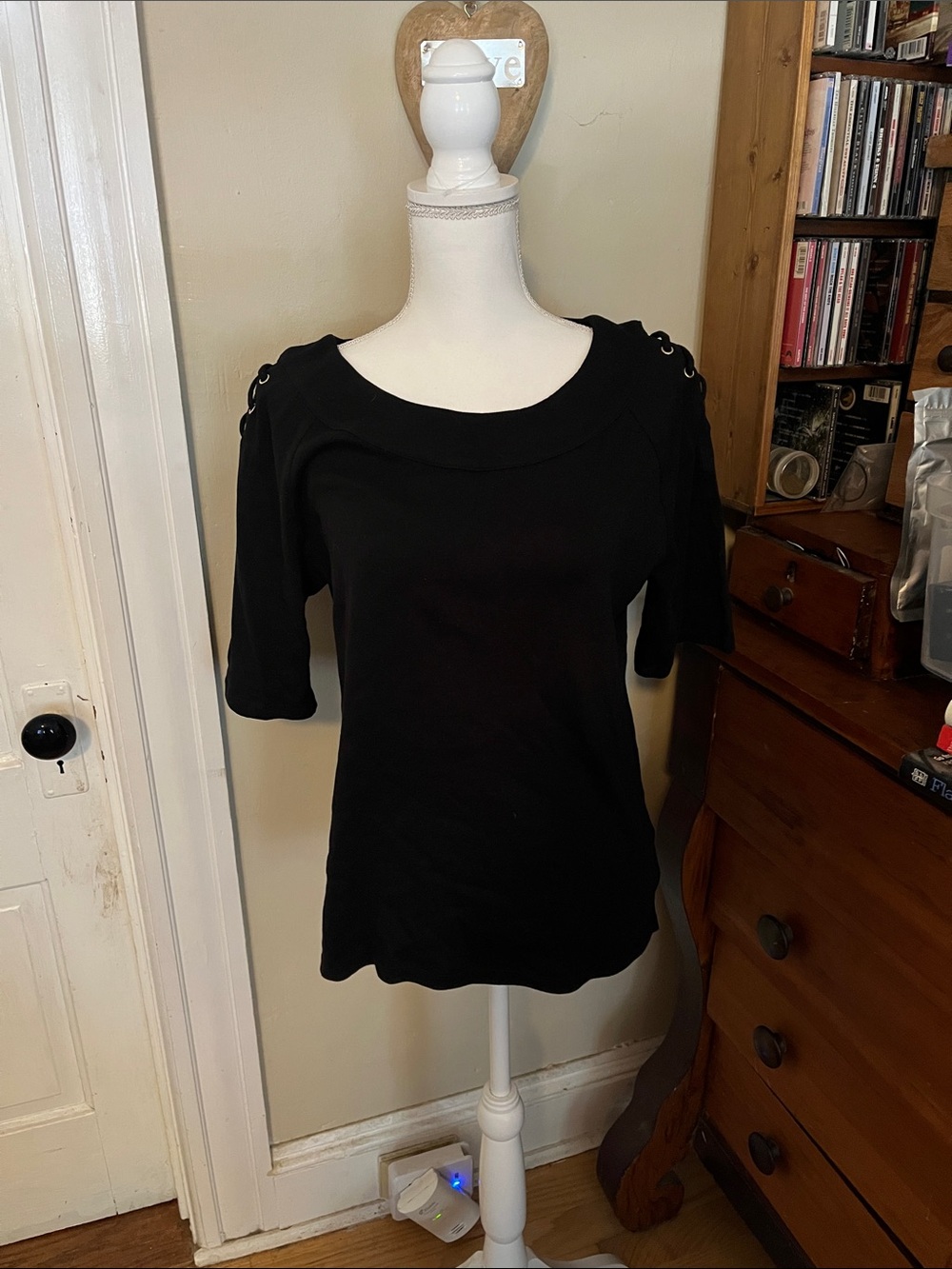 Women's Black Short-Sleeve Scoop Neck Top with tied sleeves 100% cotton